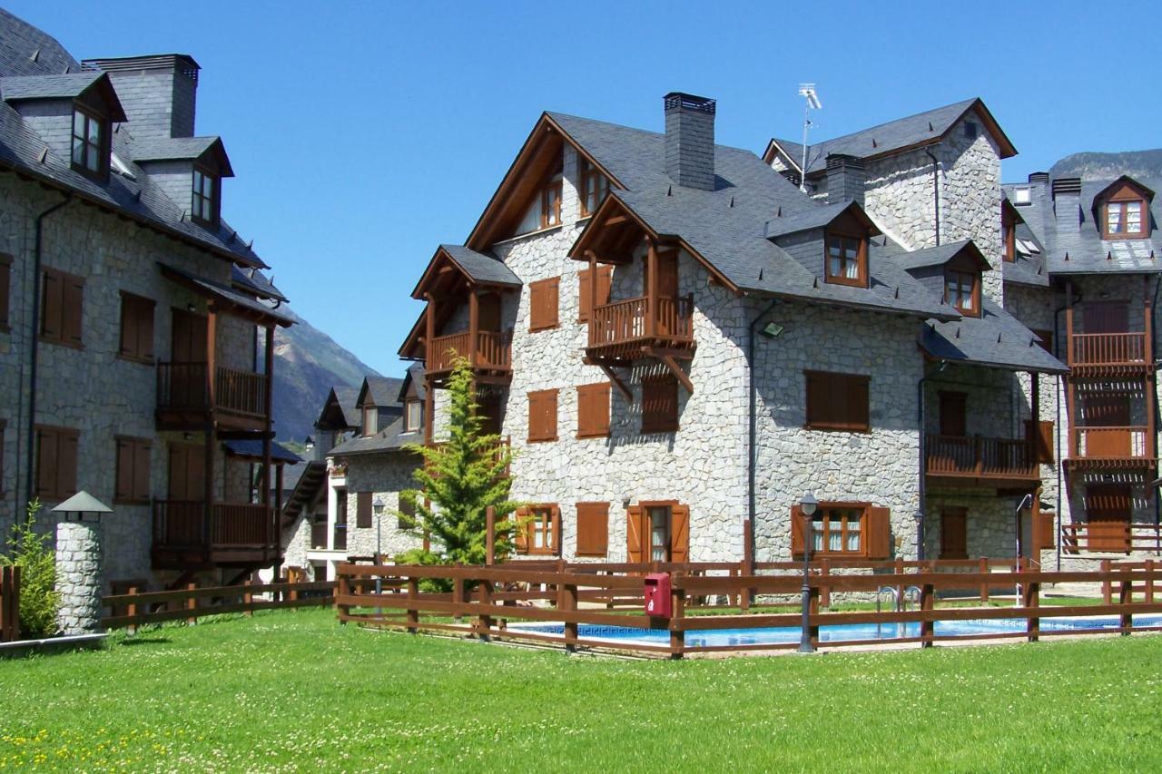 Apartamentos Nevados 24610 Benasque Exteriér fotografie